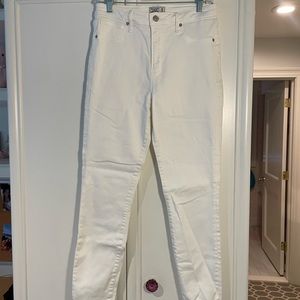 Abercrombie & Fitch White Jeans